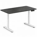 Elektrisch verstelbaar zit-sta bureau 140 x 70 cm – zwart marmerlook blad met wit stalen onderstel